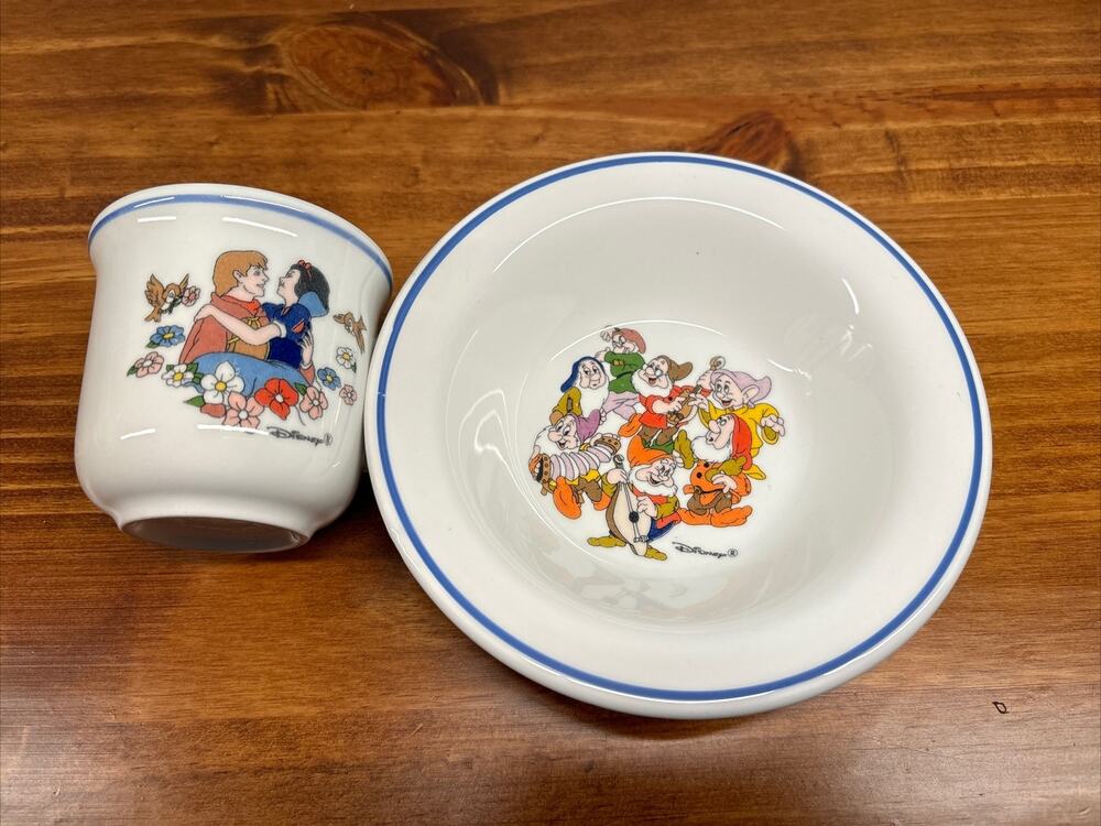 Vintage Disney Snow White Seven Dwarfs Quadrifoglio Italy Mug Bowl Set